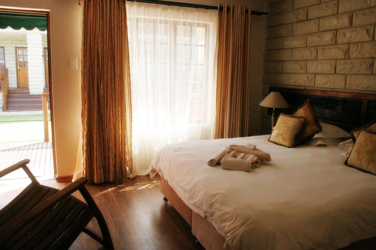 Imperani Guesthouse Фиксбург Экстерьер фото