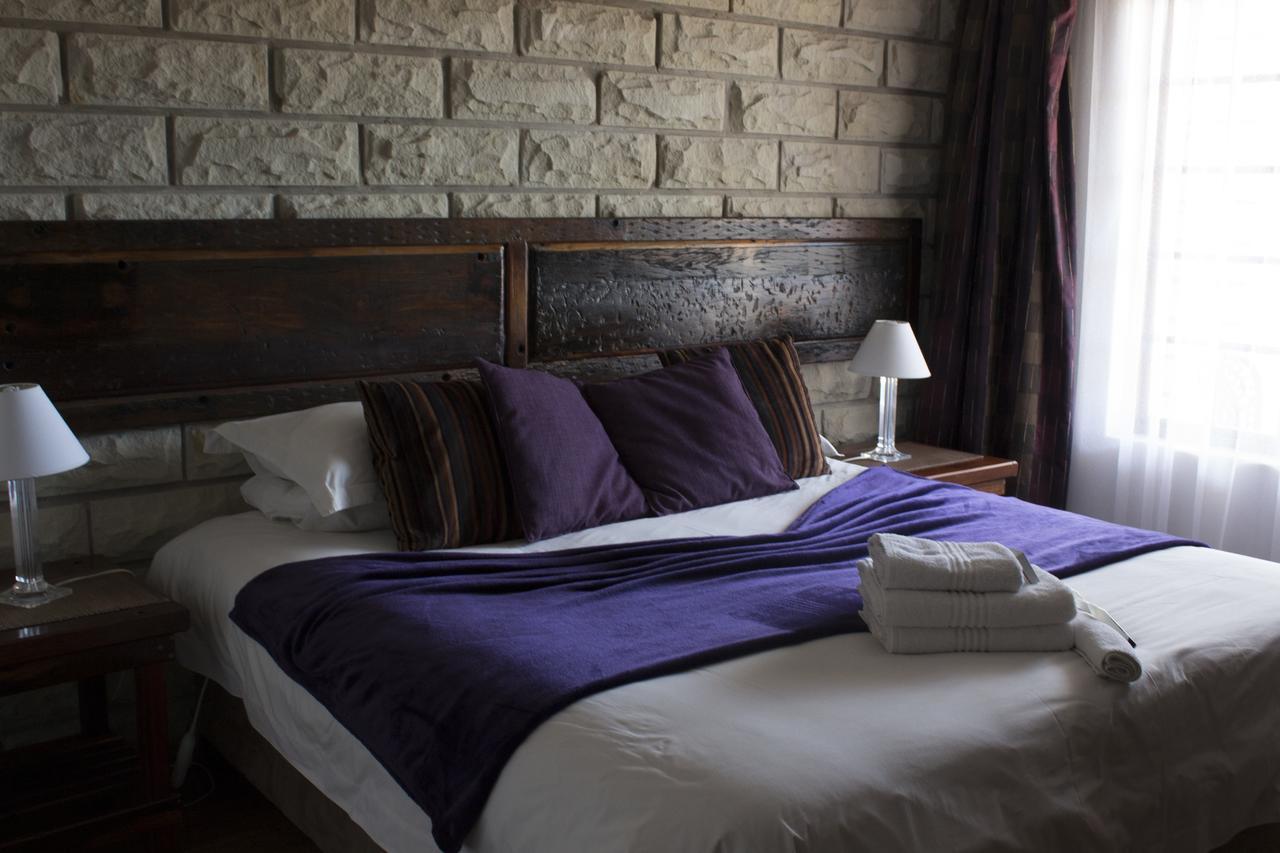 Imperani Guesthouse Фиксбург Экстерьер фото