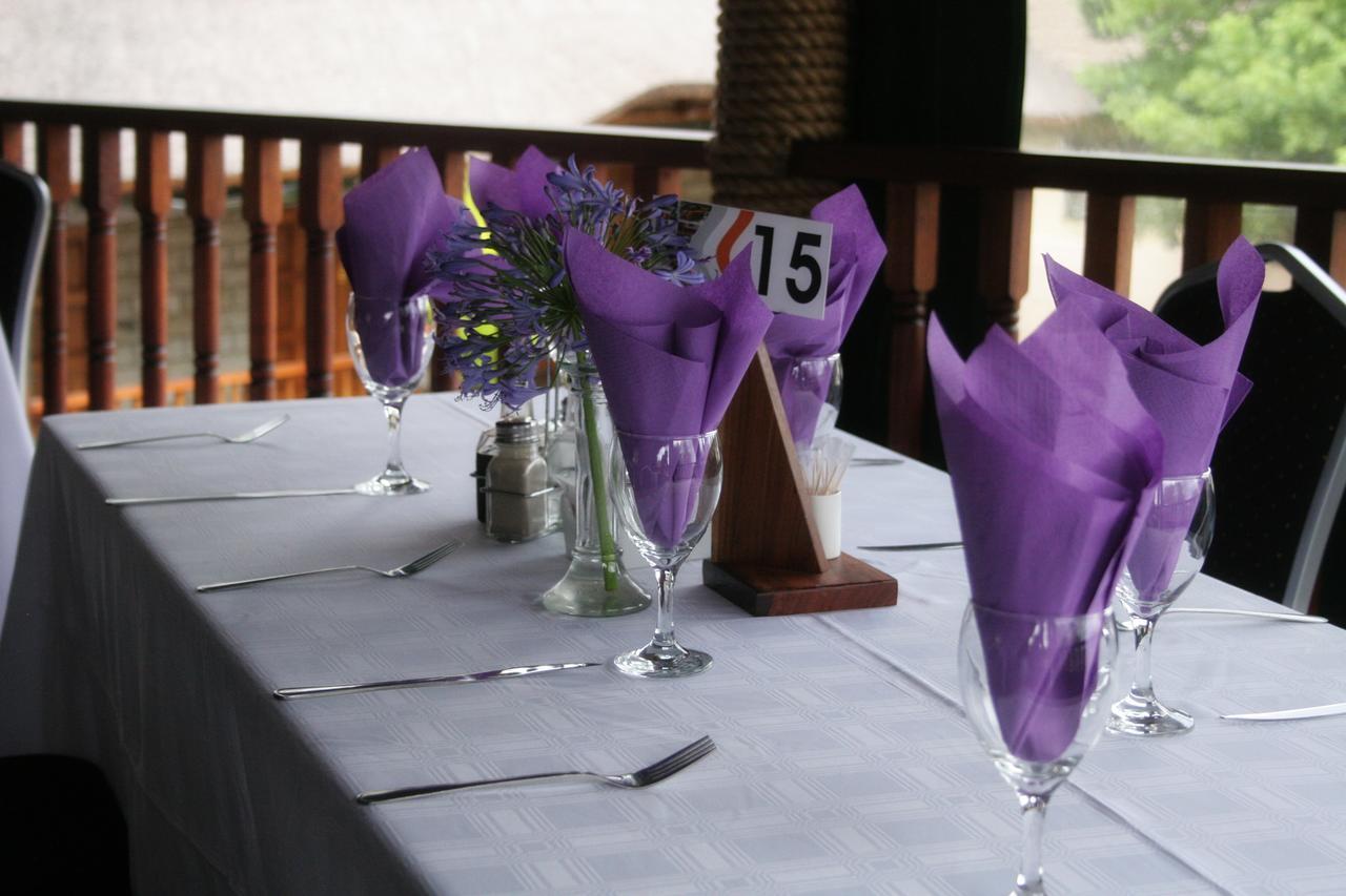 Imperani Guesthouse Фиксбург Экстерьер фото